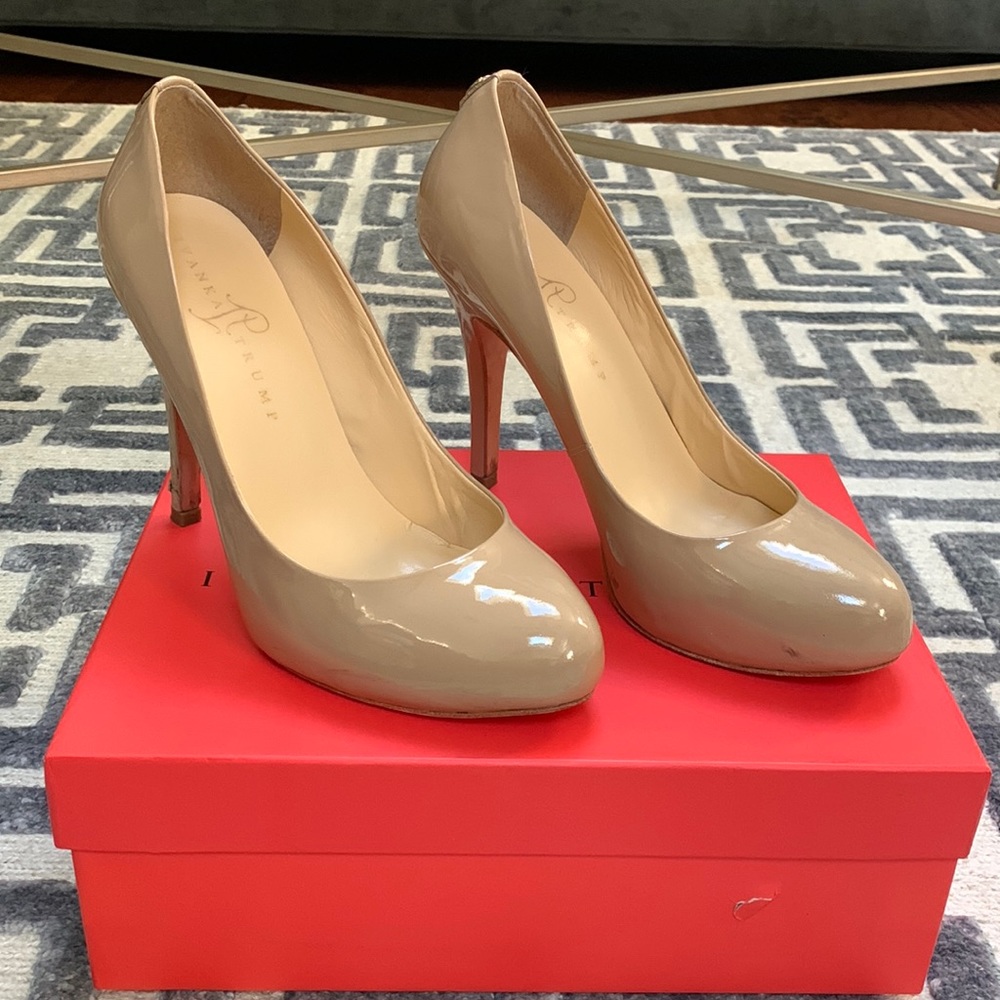 Ivanka Trump ITPINKISH patent pumps
